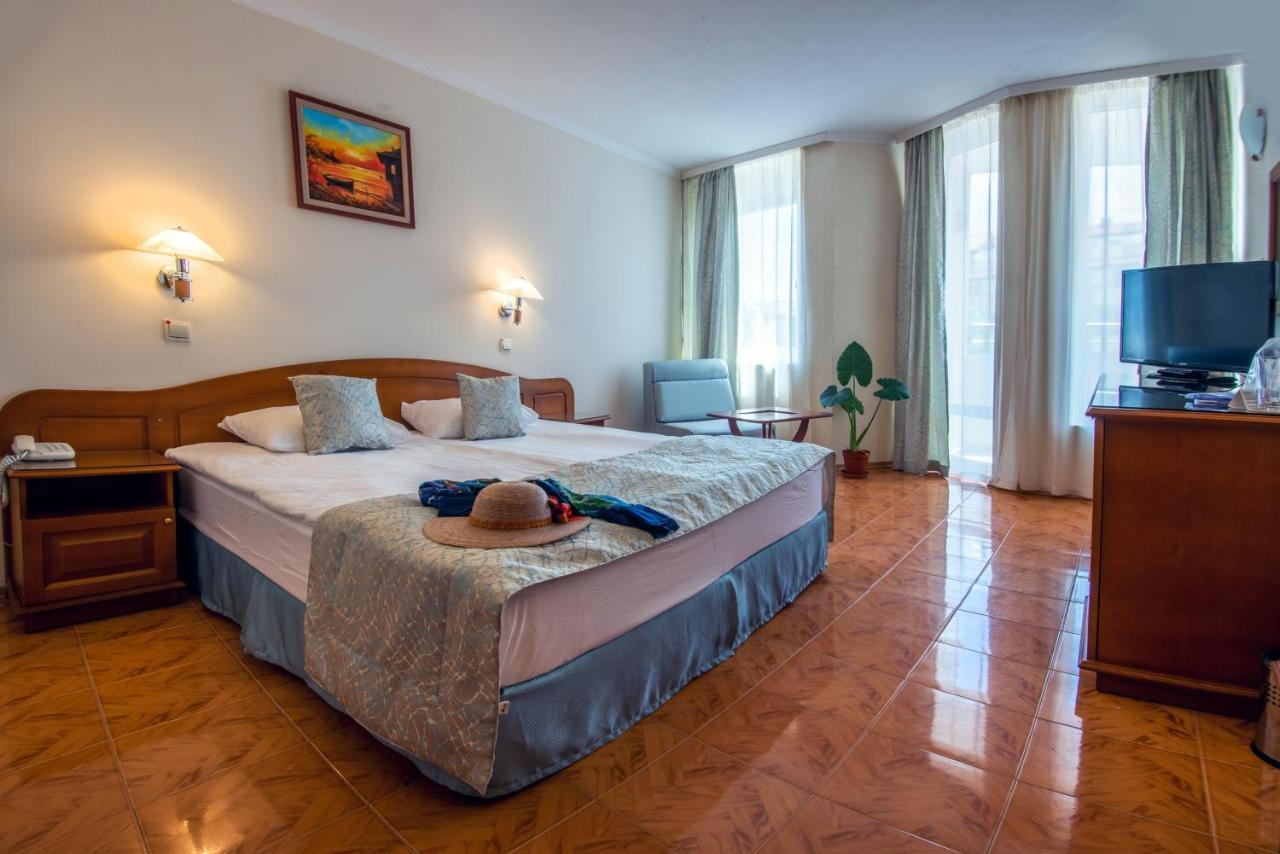 Hotel Villa List Sozopol Exteriör bild