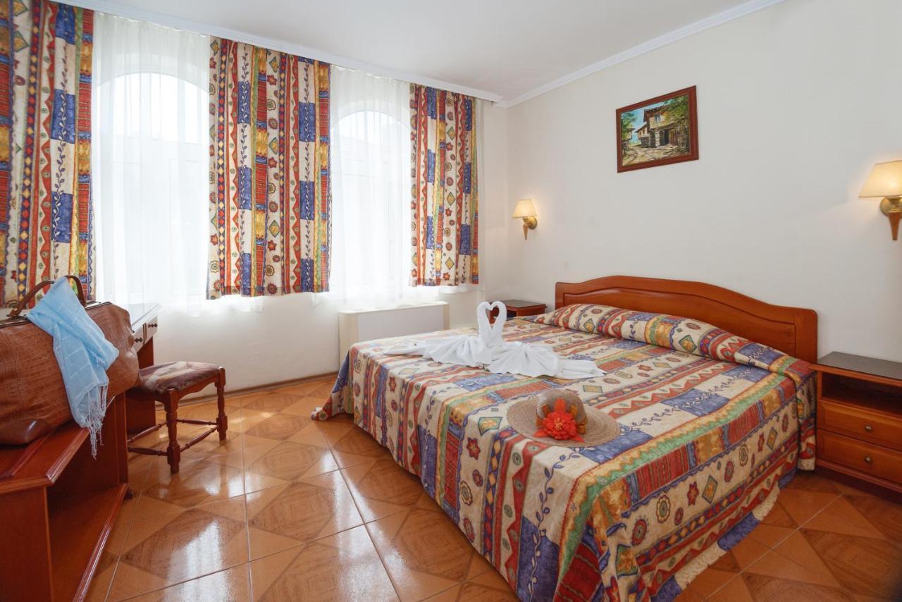 Hotel Villa List Sozopol Exteriör bild