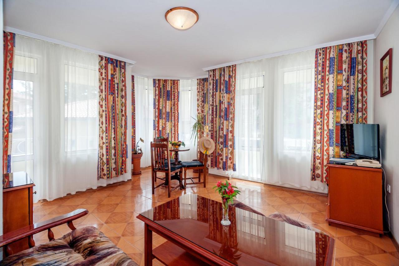 Hotel Villa List Sozopol Exteriör bild
